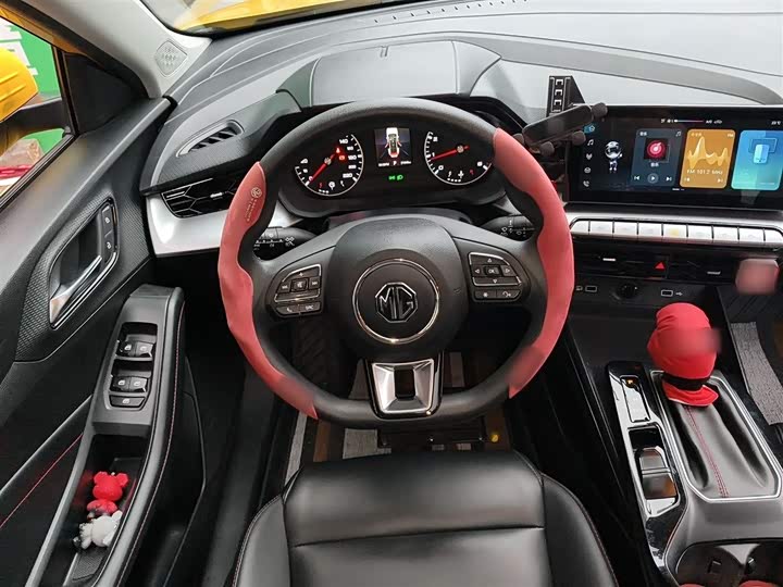 Фото 3 - MG Motor 5