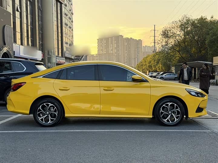 Фото 7 - MG Motor 5