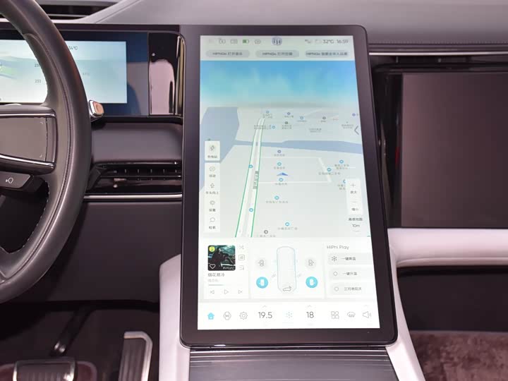 Фото 16 - HiPhi X