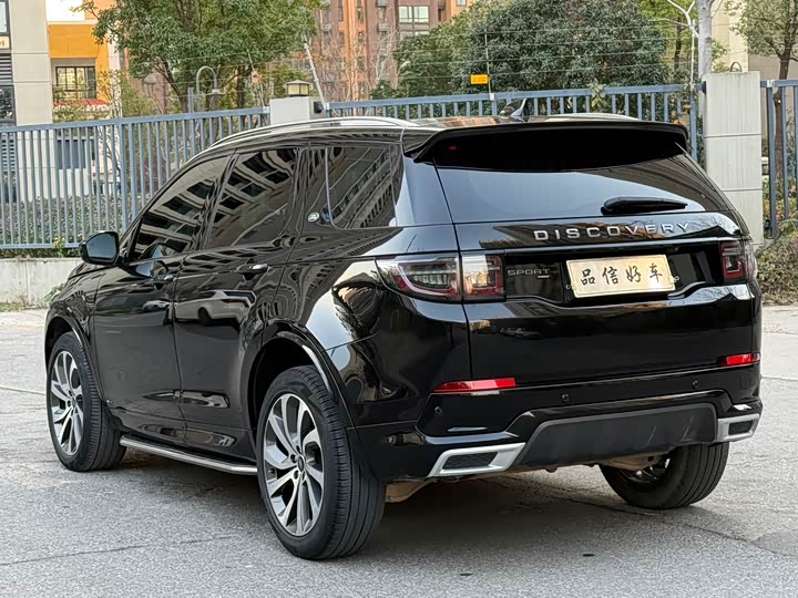 Фото 11 - Land Rover Discovery Sport