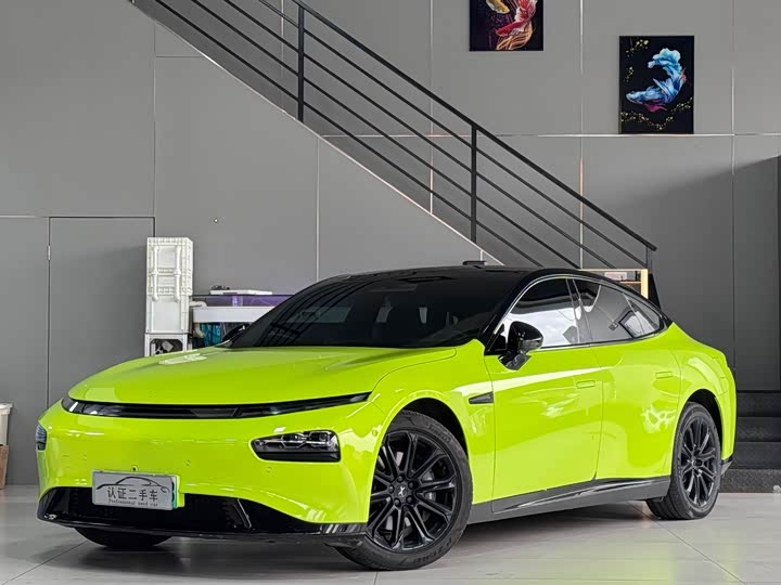 Фото 1 - XPeng P7