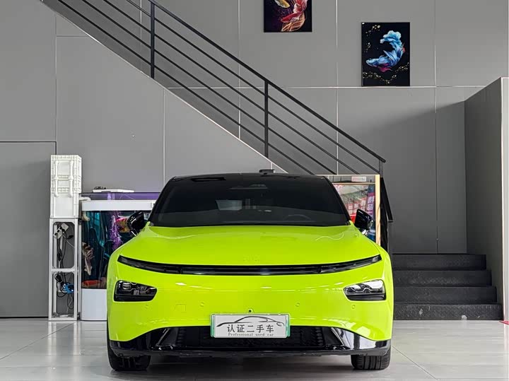 Фото 2 - XPeng P7