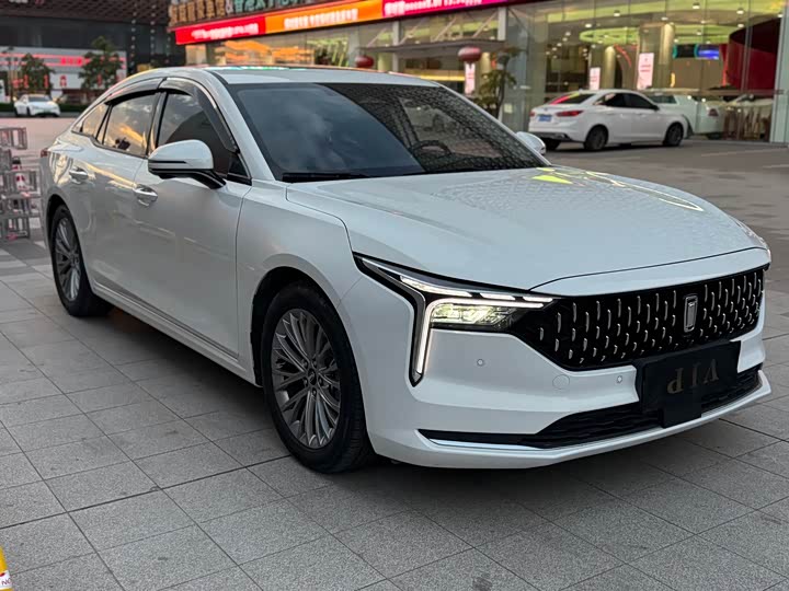 Фото 3 - Bestune B70