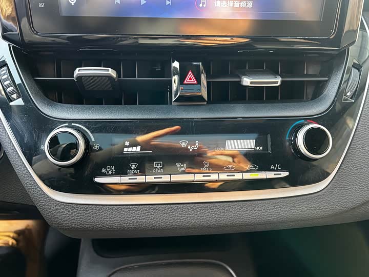 Фото 11 - Toyota Levin