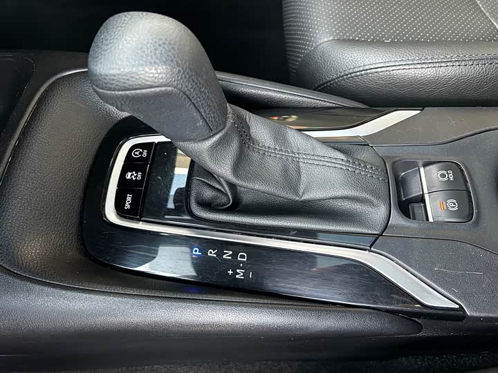 Фото 12 - Toyota Levin