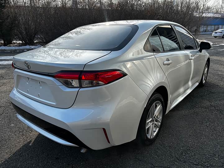 Фото 20 - Toyota Levin