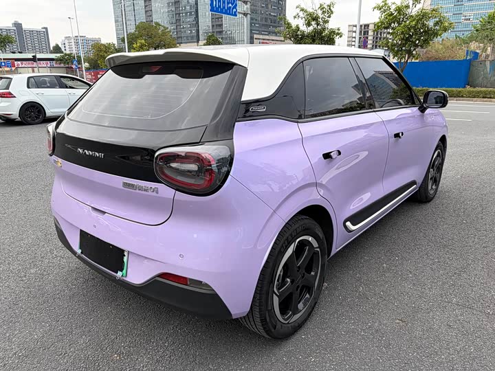 Фото 7 - Dongfeng Nammi 01