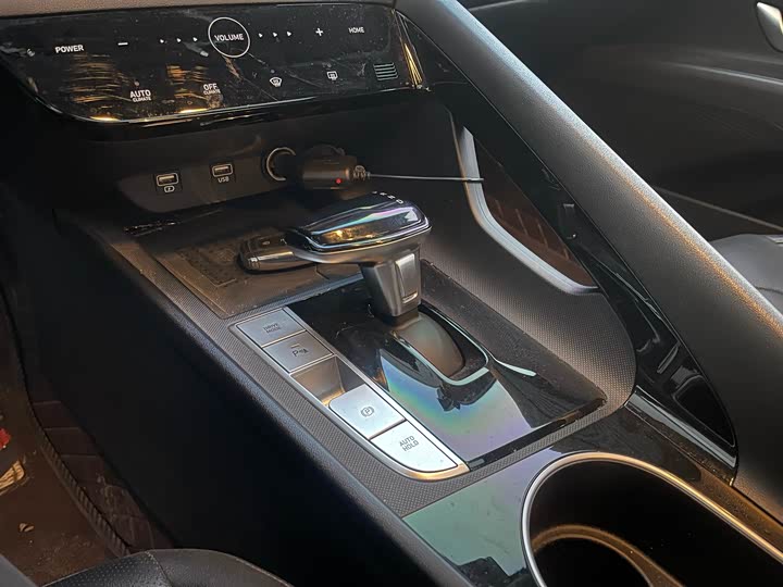 Фото 5 - Hyundai Elantra N line