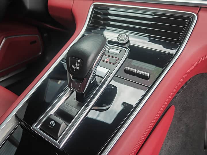 Фото 6 - Porsche Panamera