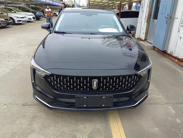 Фото 2 - Bestune B70