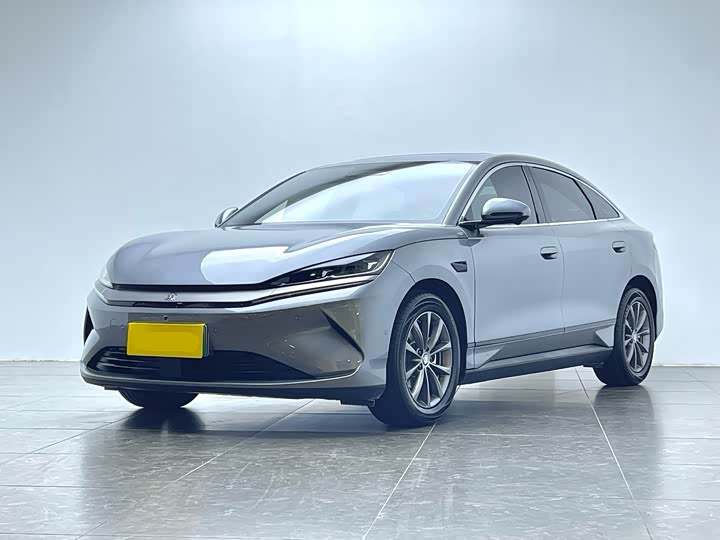 Фото 1 - BYD Qin L