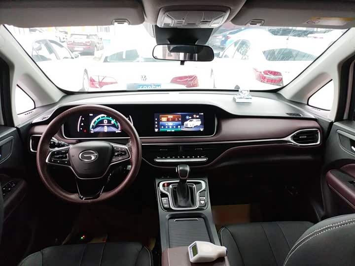 Фото 10 - GAC Trumpchi M6