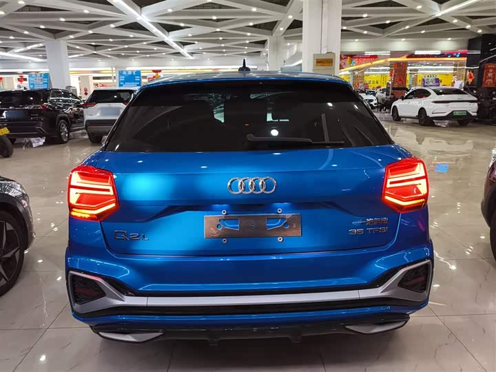 Фото 6 - Audi Q2L