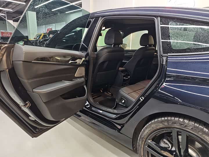 Фото 9 - BMW 6 Series GT