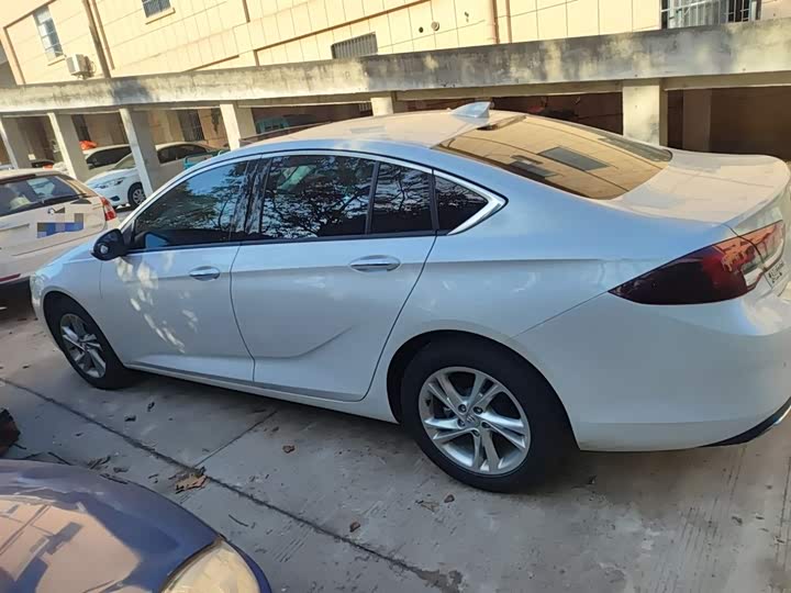 Фото 5 - Buick Regal