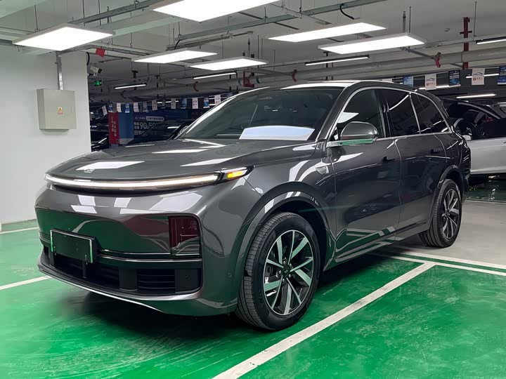 Фото 2 - LiXiang L8