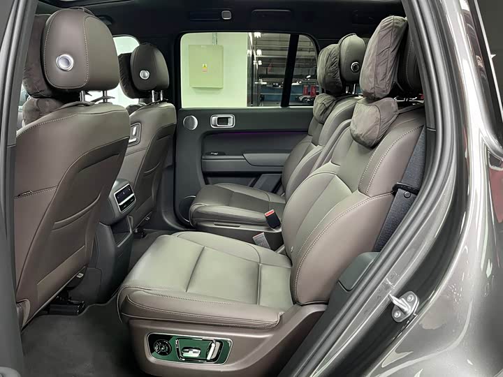 Фото 20 - LiXiang L8