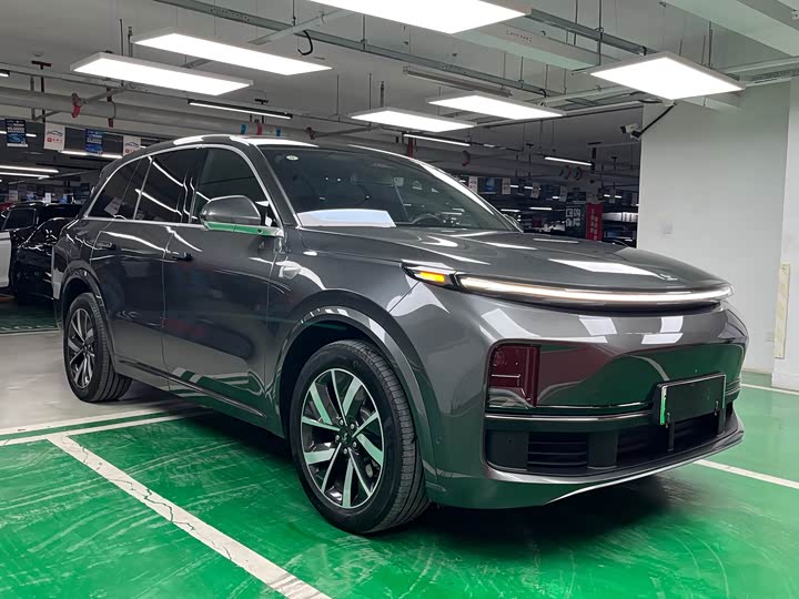 Фото 4 - LiXiang L8