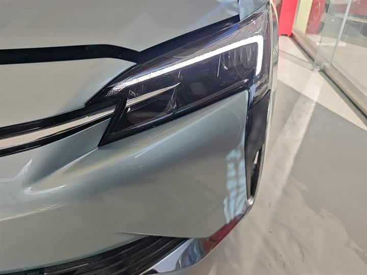 Фото 24 - Buick Velite 6