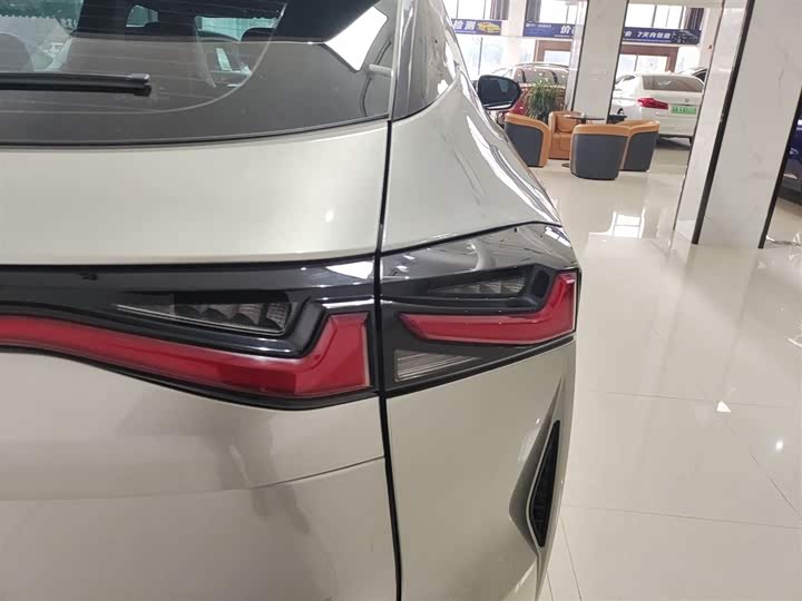 Фото 8 - Changan Oshan Z6