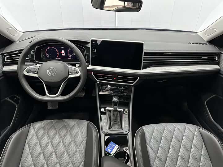 Фото 6 - Volkswagen Sagitar L