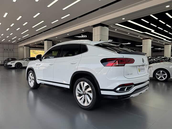 Фото 4 - Volkswagen Tayron X