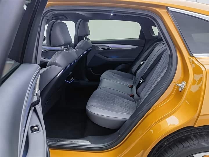 Фото 15 - Voyah Passion