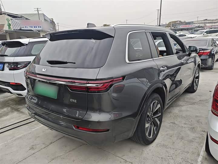 Фото 7 - LiXiang One