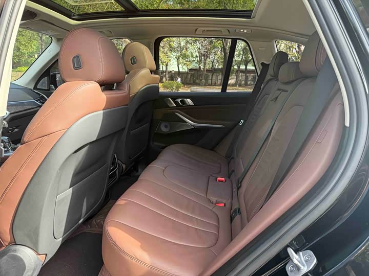 Фото 17 - BMW X5