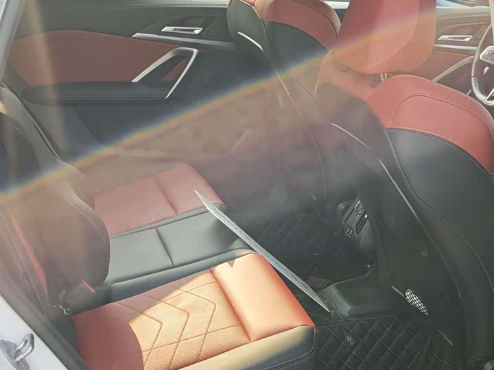 Фото 15 - BMW X1