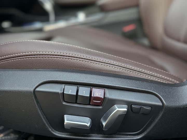 Фото 12 - BMW 1 Series