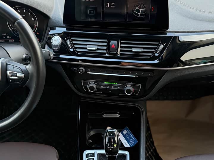 Фото 17 - BMW 1 Series