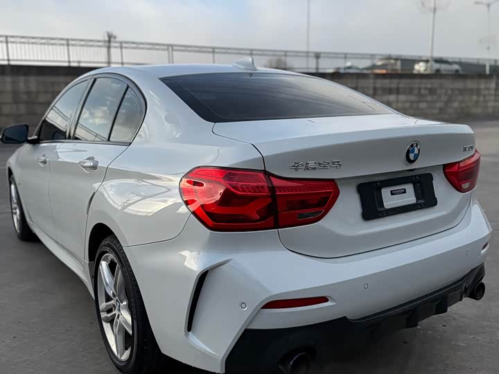 Фото 27 - BMW 1 Series