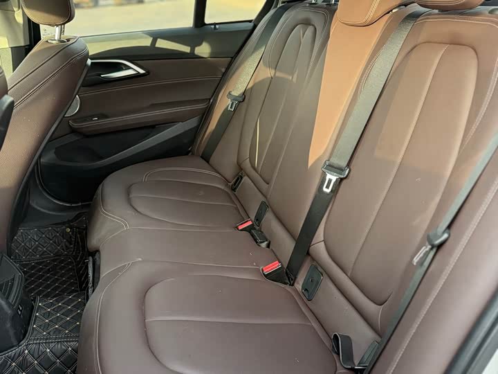 Фото 28 - BMW 1 Series