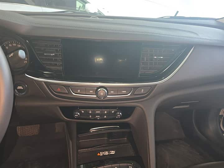 Фото 13 - Buick Regal