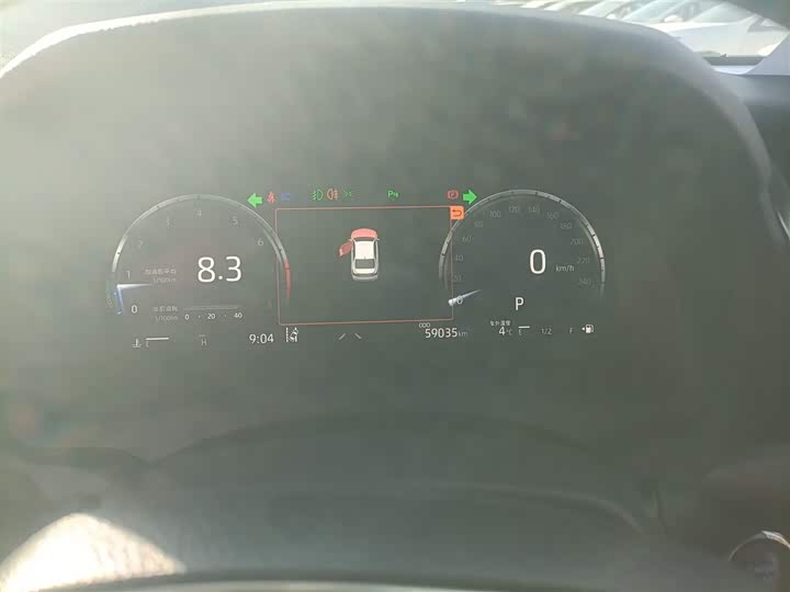 Фото 12 - Toyota Camry