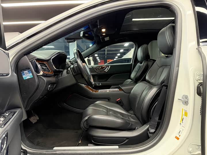 Фото 4 - Lincoln Continental