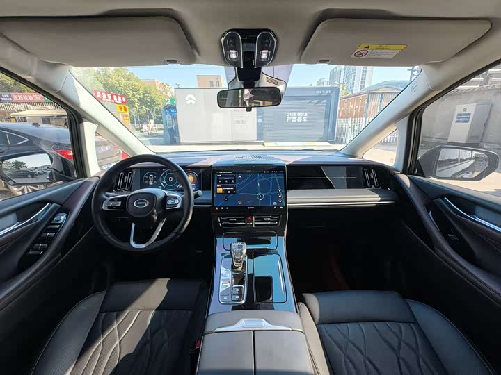 Фото 11 - GAC Trumpchi M8