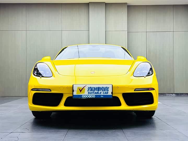 Фото 2 - Porsche 718