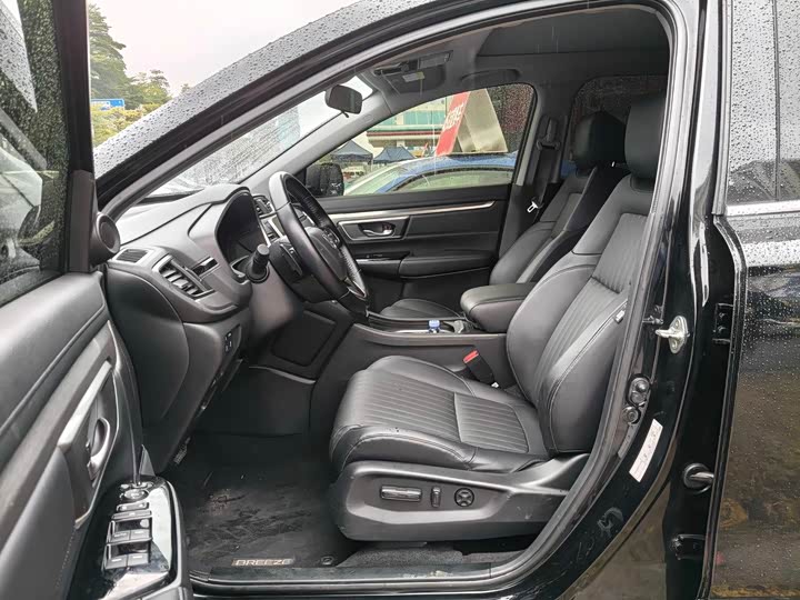 Фото 8 - Honda Breeze