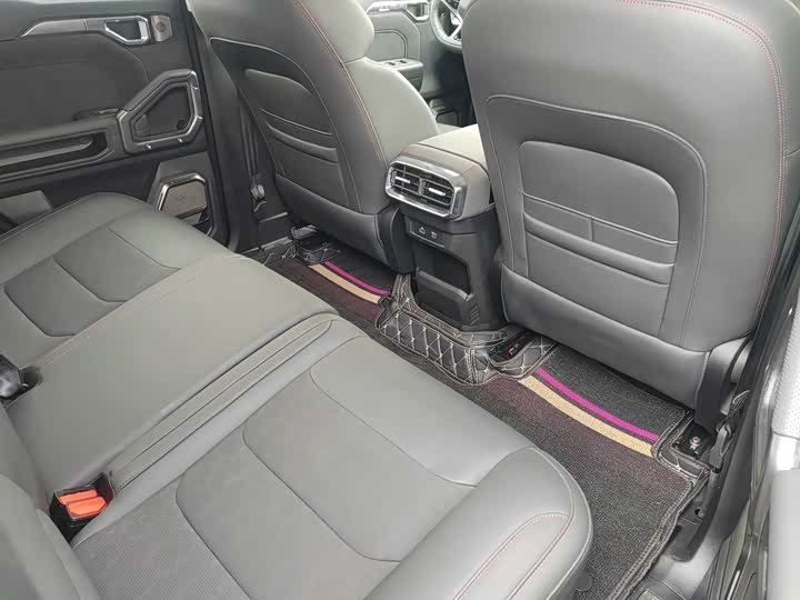 Фото 13 - Jetour T2