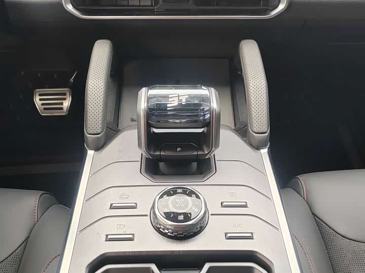 Фото 9 - Jetour T2