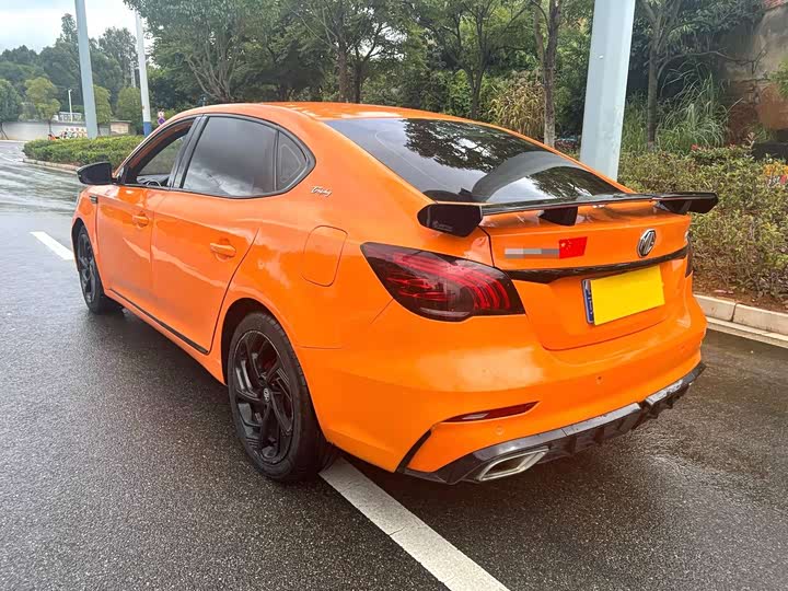 Фото 8 - MG Motor 6