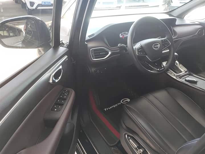 Фото 13 - GAC Trumpchi M6