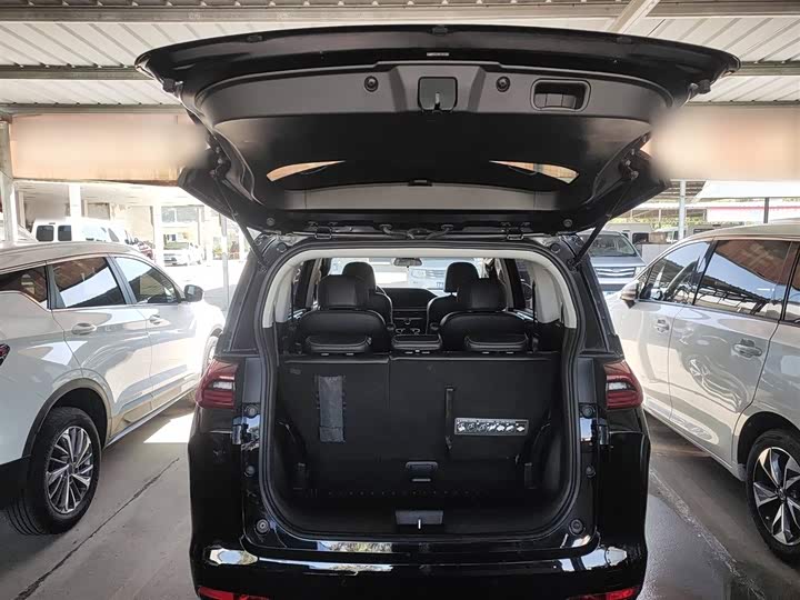 Фото 9 - GAC Trumpchi M6