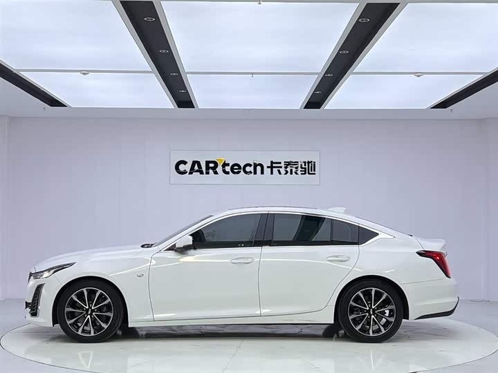 Фото 2 - Cadillac CT5