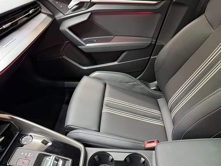 Фото 13 - Audi A3