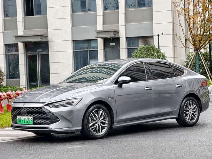 Фото 1 - BYD Qin Plus