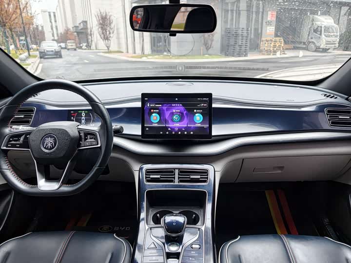 Фото 14 - BYD Qin Plus