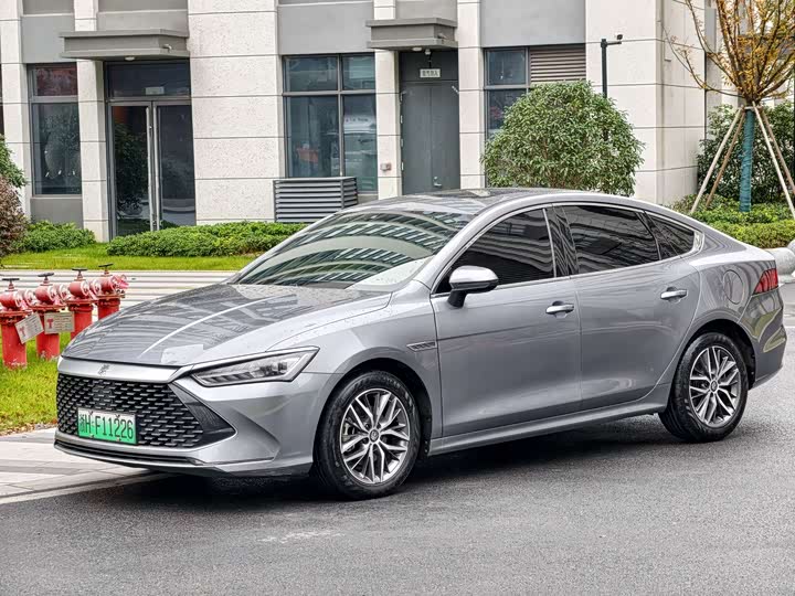 Фото 4 - BYD Qin Plus